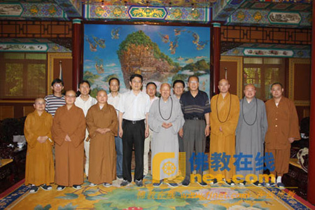 佛教-两岸佛教慈善志业论坛大陆代表于广济寺举行见面会