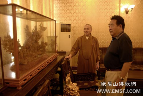 佛教-省人大常委会副主任刘子寿一行到大佛禅院视察调研
