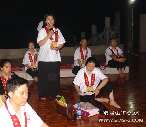 佛教-精勤实践普贤行愿　讲座增上学员慧根