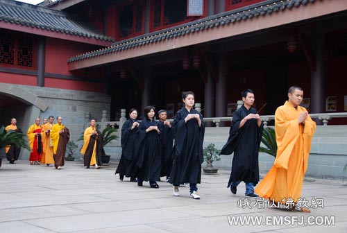 佛教-香港意昭法师携台湾众居士于大佛禅院设千僧供斋法会