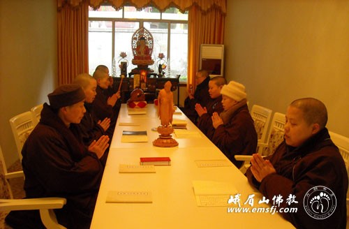 本焕长老-峨眉山各寺举办追思法会　深切悼念本焕长老