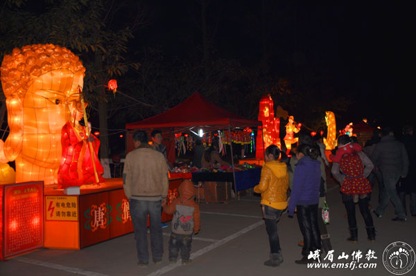 佛教-峨眉山市大佛禅院首届迎春大型艺术灯会元旦隆重开幕 佛教-峨眉山市大佛禅院首届迎春大型艺术灯会元旦隆重开幕