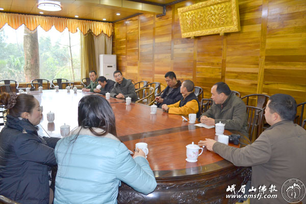 报国寺-乐山市安全生产督察组第十组到报国寺安全检查