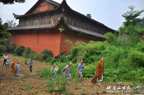 佛教-永寿会长一行到峨眉山圣水禅院考察指导工作