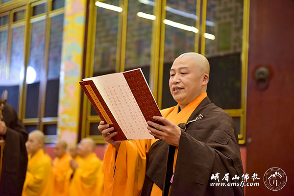 佛教-省佛协第十九次传戒法会第十日:早课复启传沙弥戒午后发愿诵沙弥律 佛教-省佛协第十九次传戒法会第十日:早课复启传沙弥戒午后发愿诵沙弥律