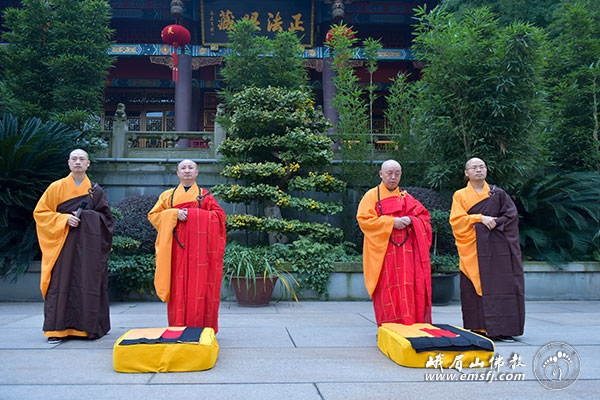 佛教-省佛协第十九次传戒法会第十日:早课复启传沙弥戒午后发愿诵沙弥律 佛教-省佛协第十九次传戒法会第十日:早课复启传沙弥戒午后发愿诵沙弥律