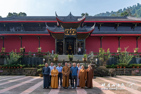 伏虎寺-永寿大和尚一行赴伏虎寺检查罗汉堂修缮工程进展情况